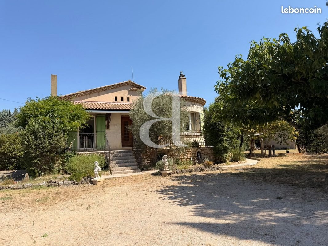 Maison à vendre, 134m², Orange