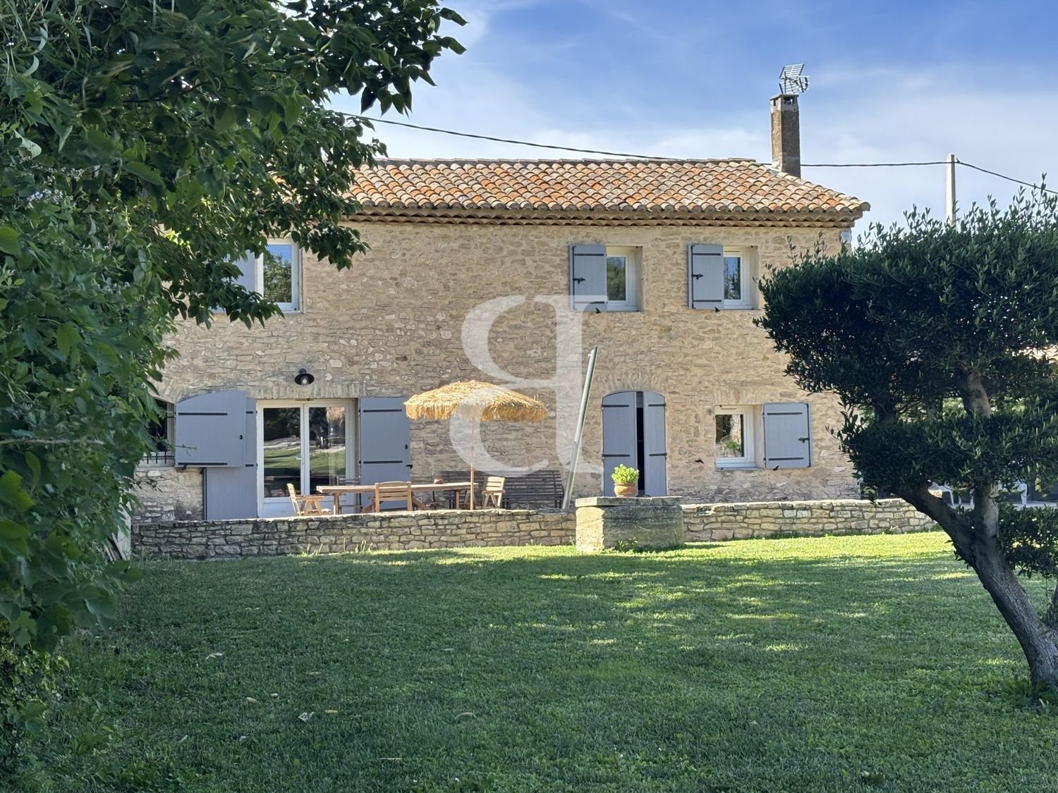 Maison à vendre, 180m², Lagnes