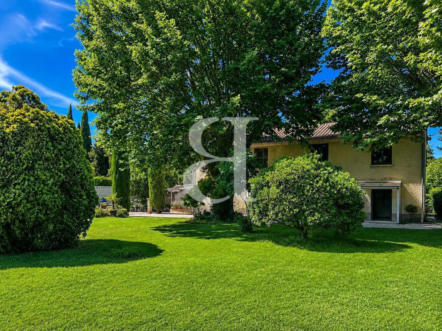 Maison à vendre, 226m², Le Thor