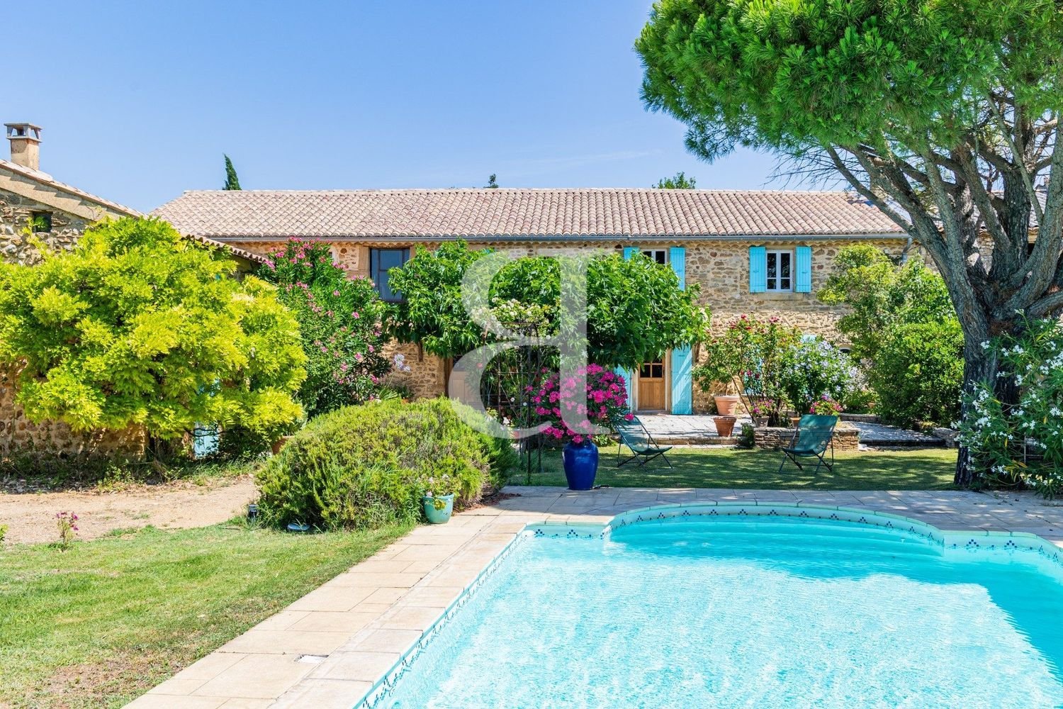 Maison à vendre, 307m², Sainte-Cécile-les-Vignes