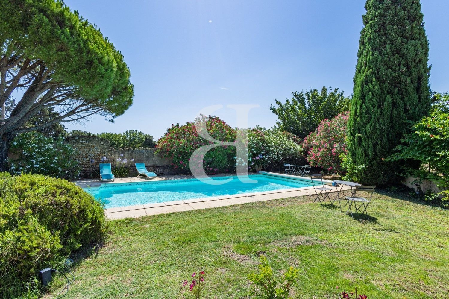 Maison à vendre, 307m², Sainte-Cécile-les-Vignes
