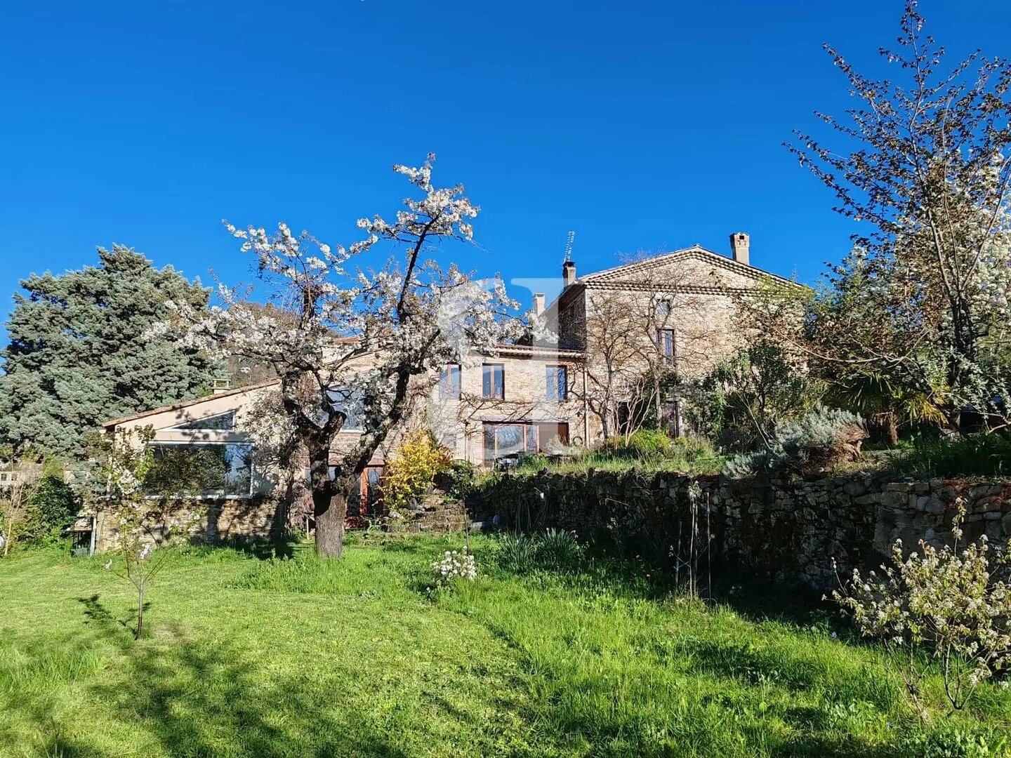 Maison à vendre, 355m², Rochebaudin