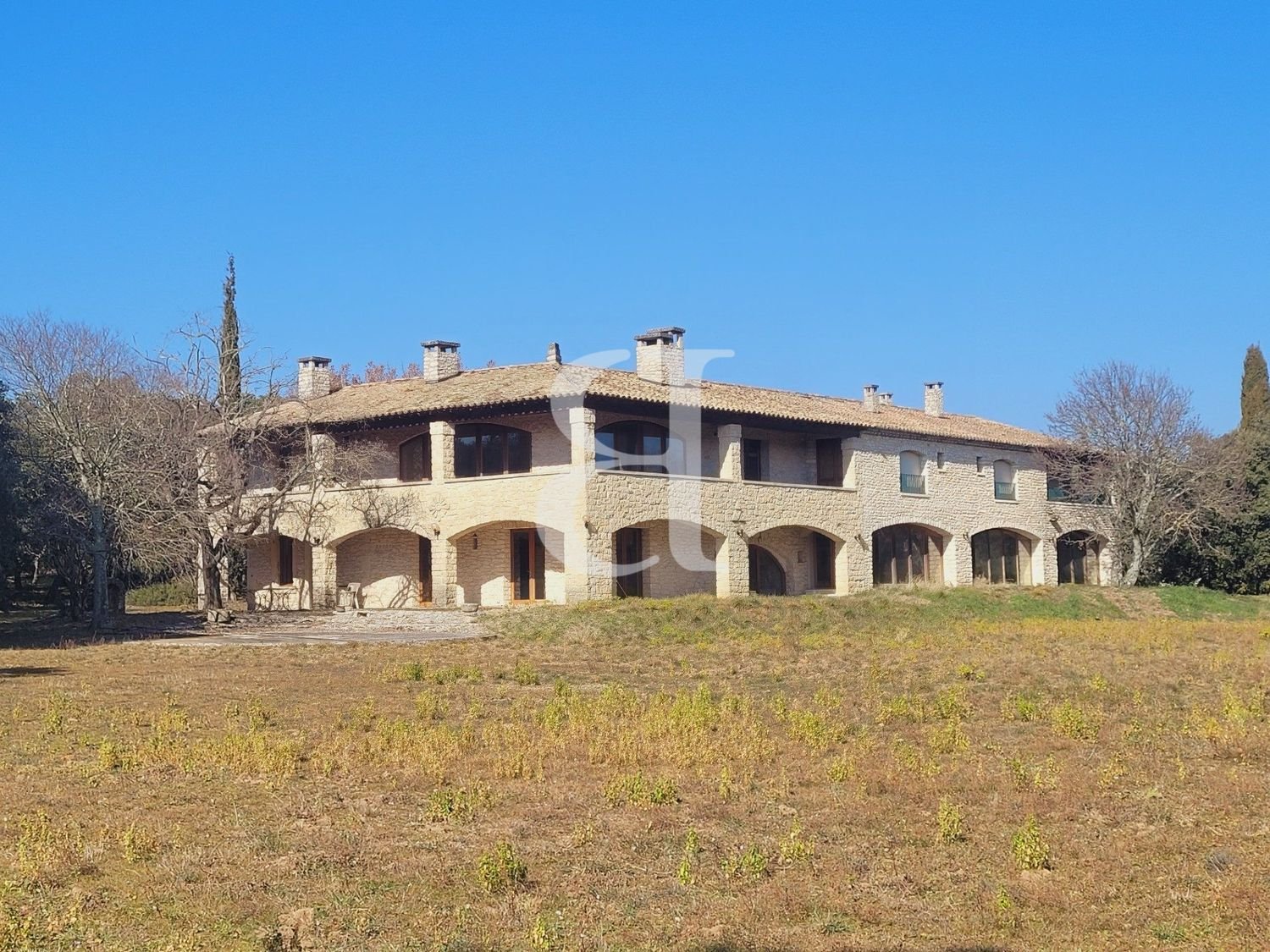 Maison à vendre, 554m², Grignan