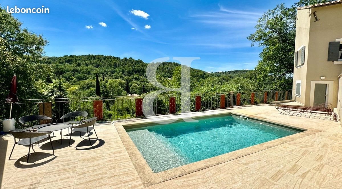 Maison à vendre, 130m², Pernes-les-Fontaines