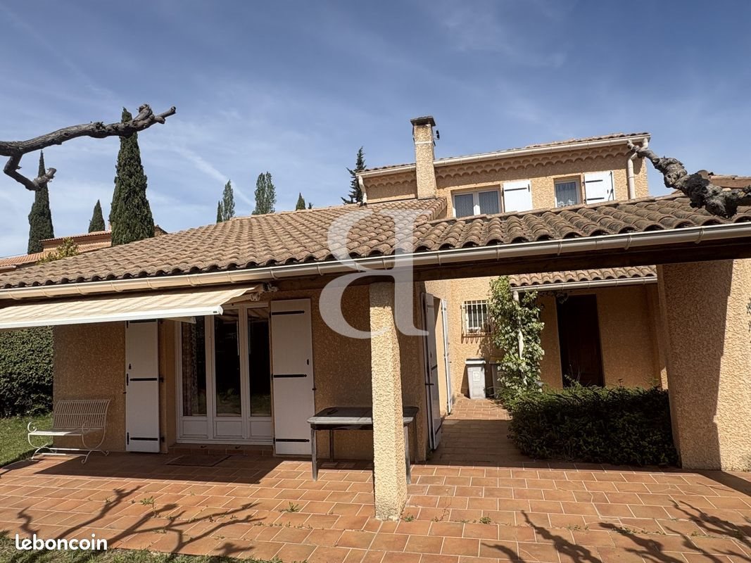 Maison à vendre, 135m², Bédoin