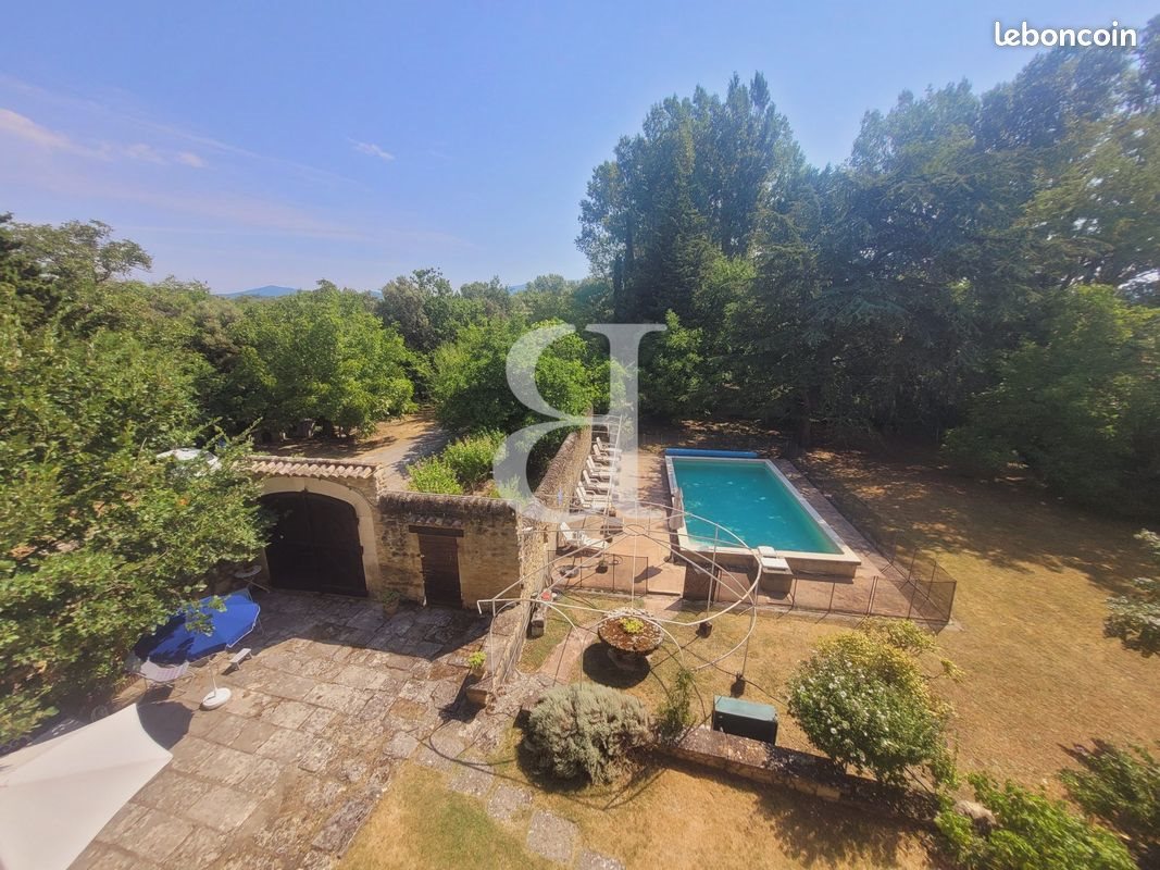 Maison à vendre, 411m², Grignan