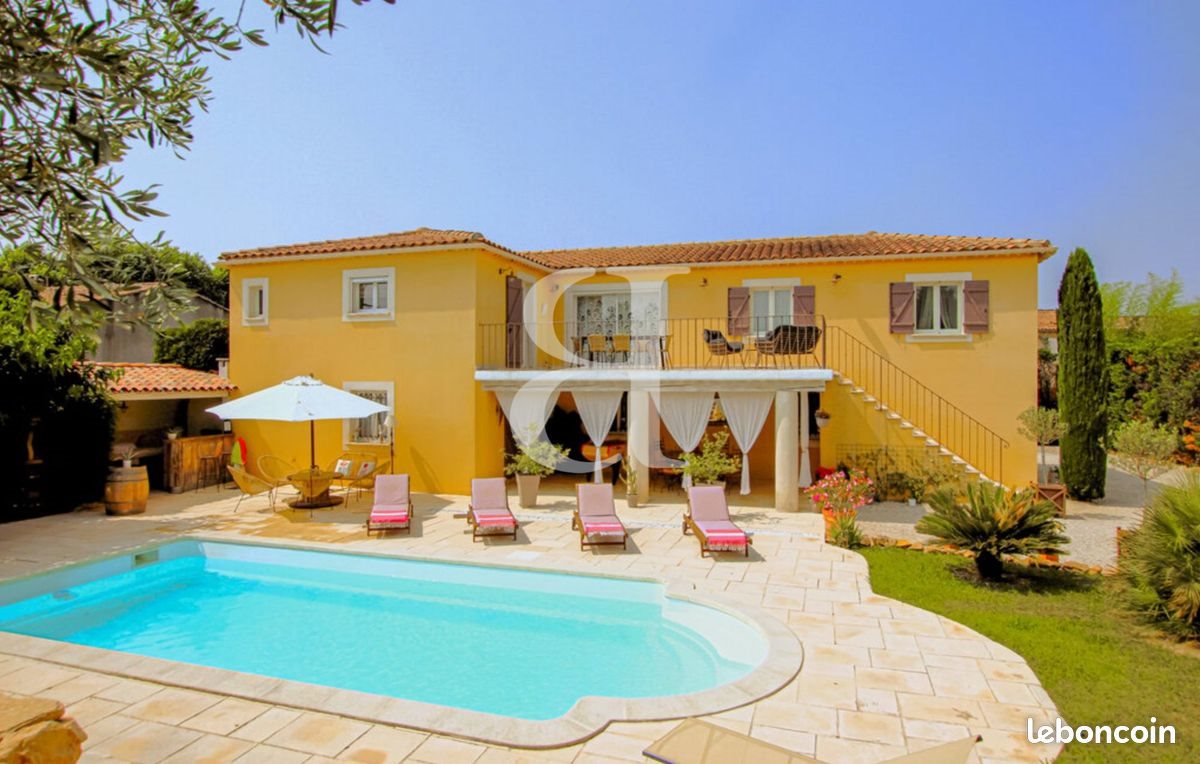 Maison à vendre, 207m², Sarrians