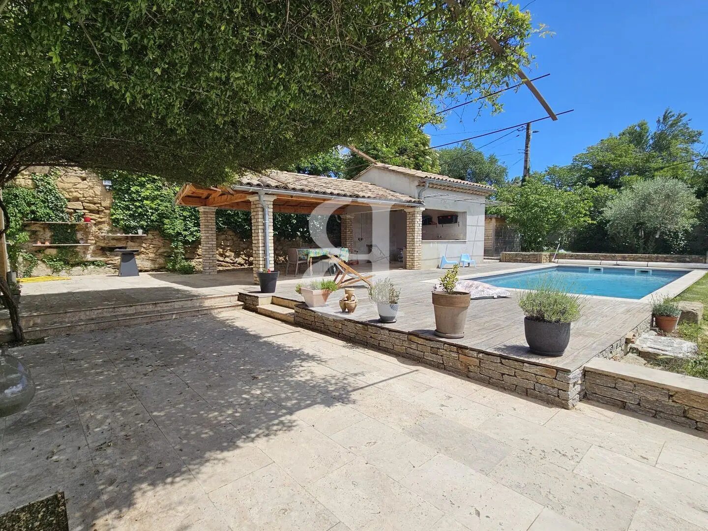 Maison à vendre, 150m², Sainte-Cécile-les-Vignes