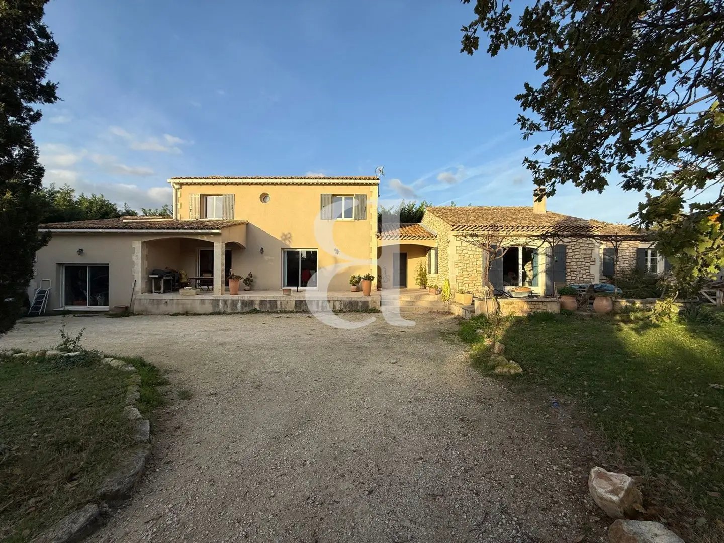 Maison à vendre, 250m², Eyragues
