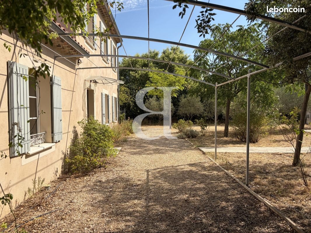 Maison à vendre, 230m², Carpentras