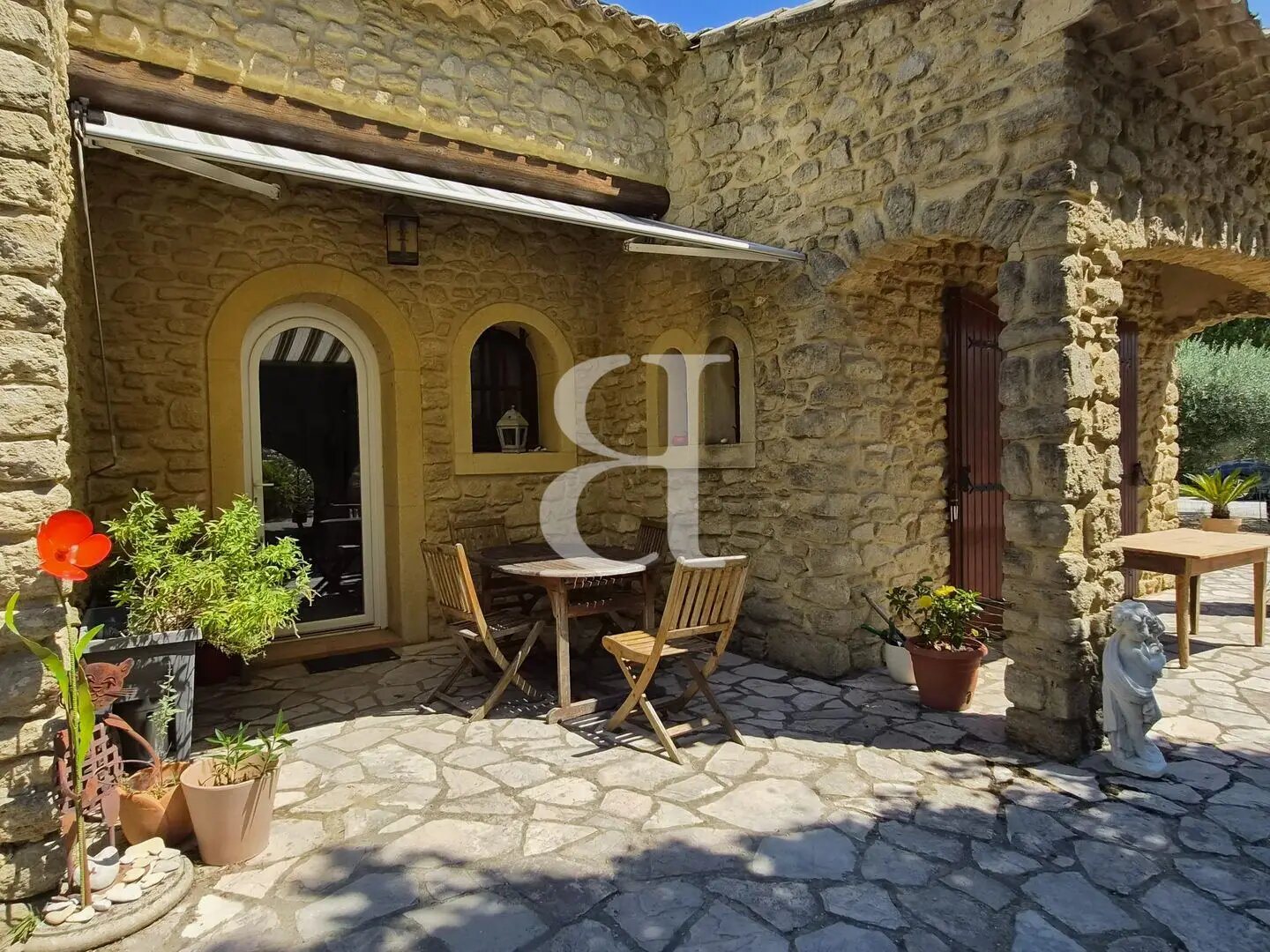 Maison à vendre, 152m², Sainte-Cécile-les-Vignes