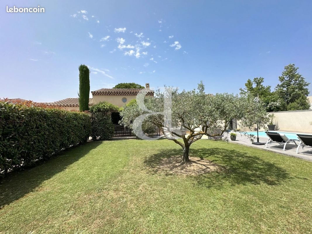Appartement à vendre, 145m², L'Isle-sur-la-Sorgue
