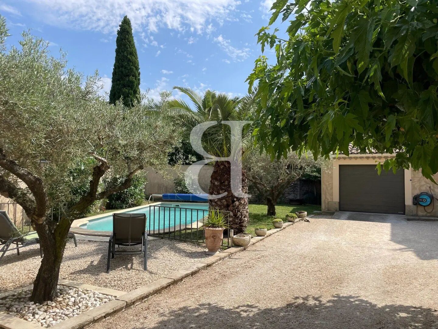 Maison à vendre, 130m², Sainte-Cécile-les-Vignes
