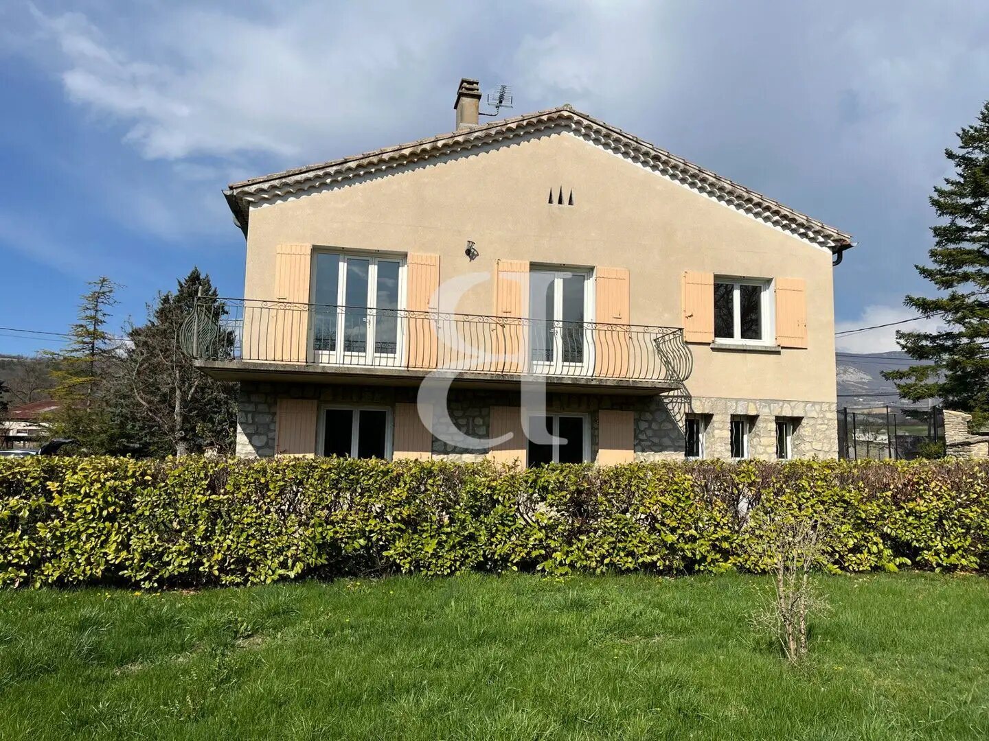 Maison à vendre, 110m², Sainte-Jalle