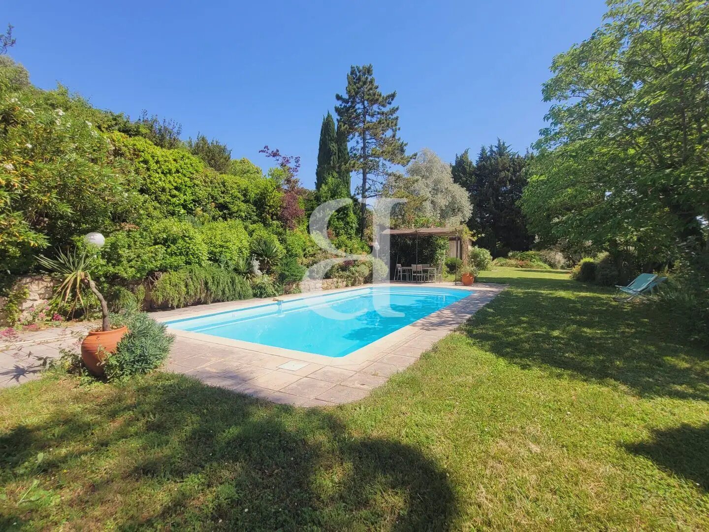 Maison à vendre, 200m², La Garde-Adhémar