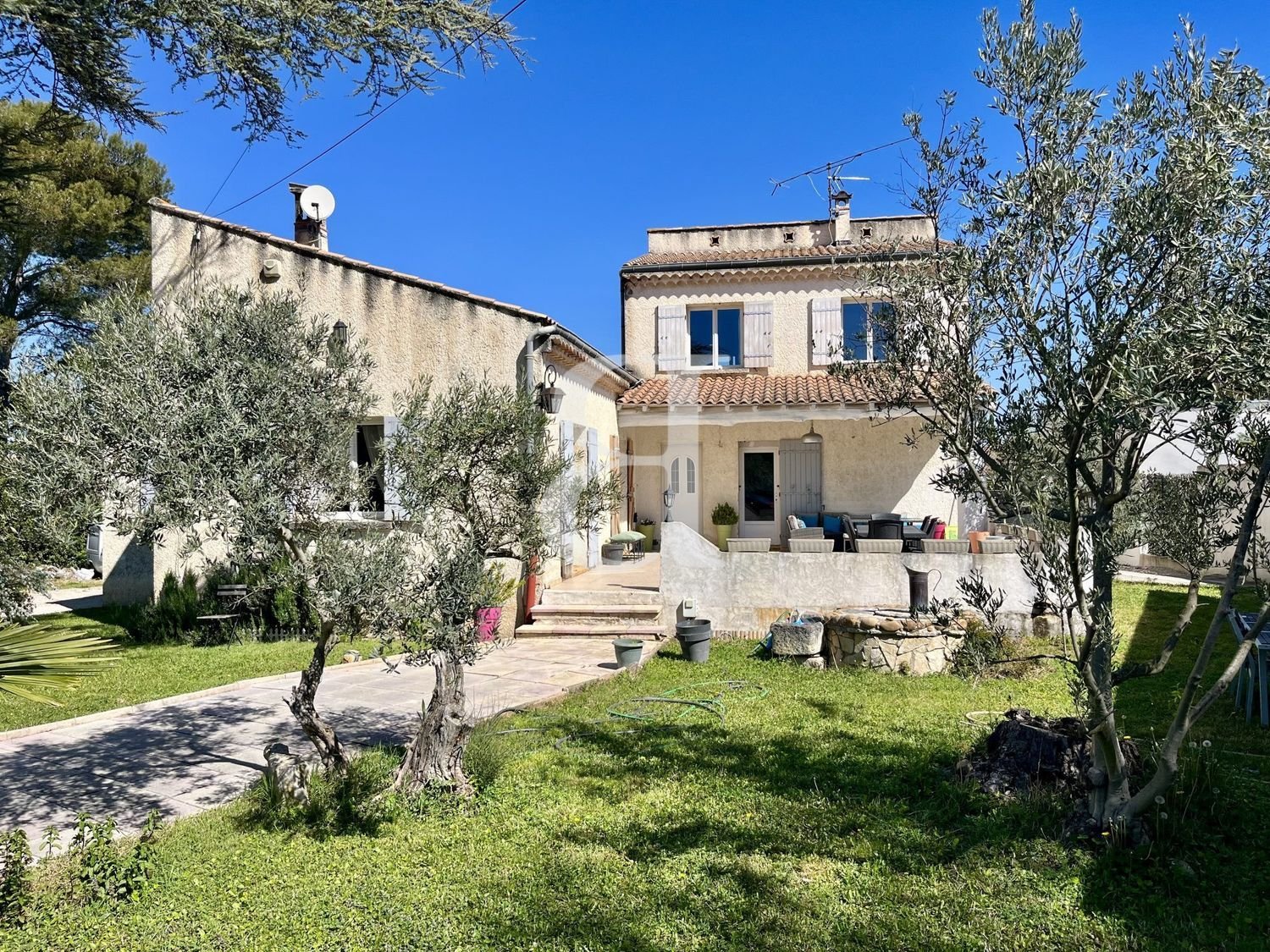 Maison à vendre, 167m², Eyragues