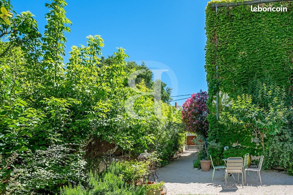 Maison à vendre, 130m², Pernes-les-Fontaines