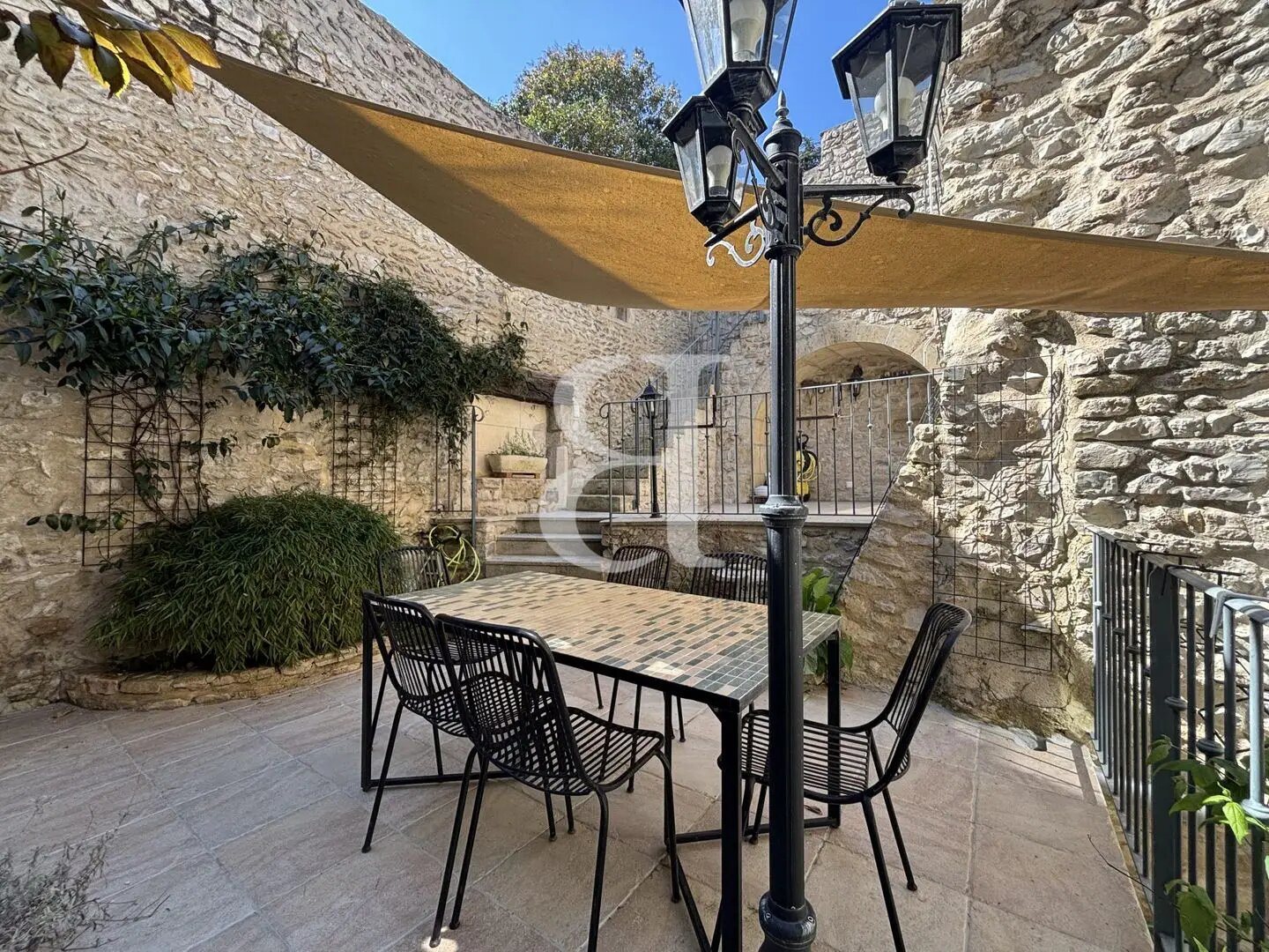 Maison à vendre, 180m², Vaison-la-Romaine