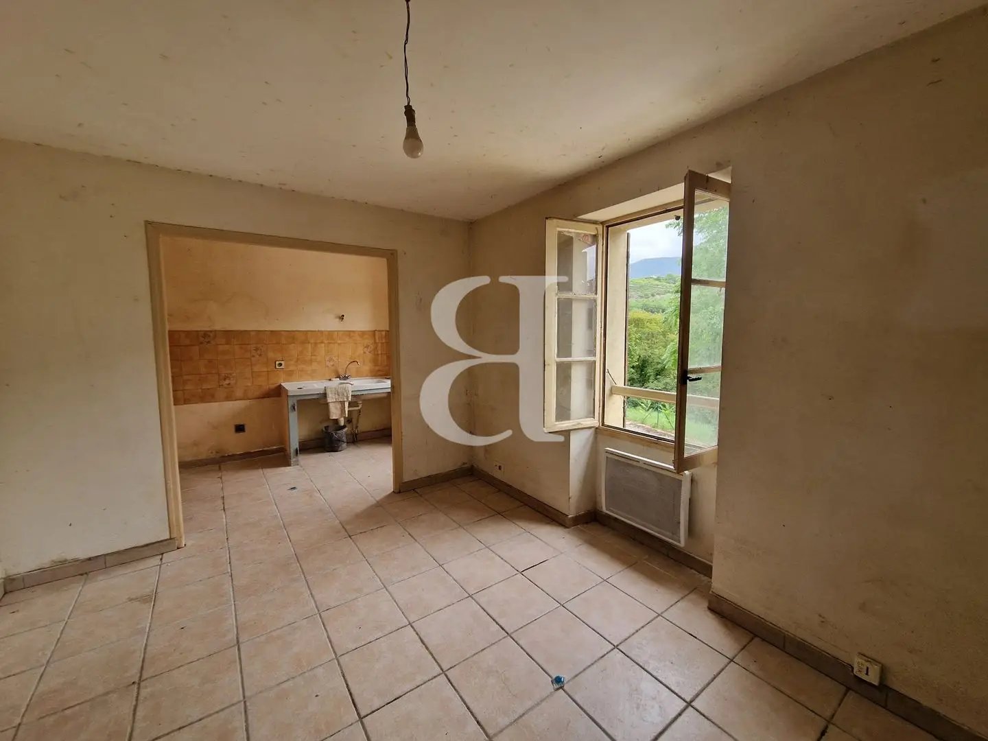 Maison à vendre, 56m², Sahune