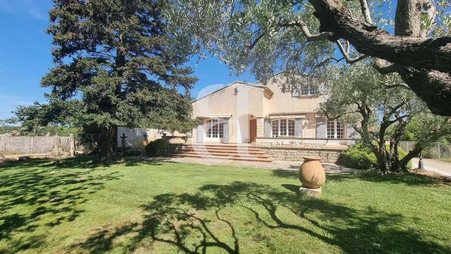 Maison à vendre, 215m², Carpentras