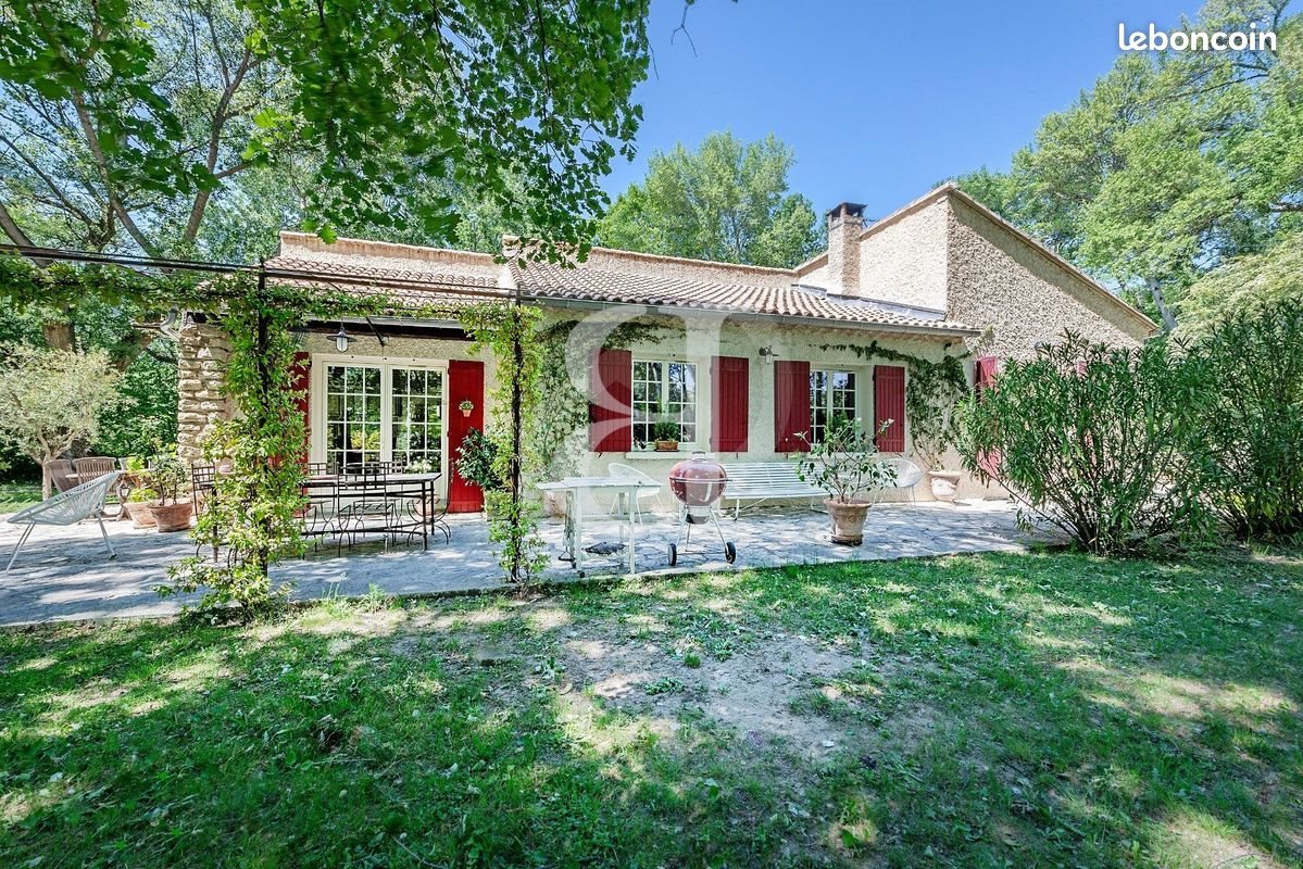 Maison à vendre, 115m², Mazan
