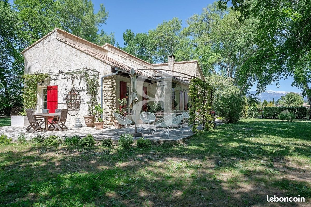 Maison à vendre, 115m², Mazan