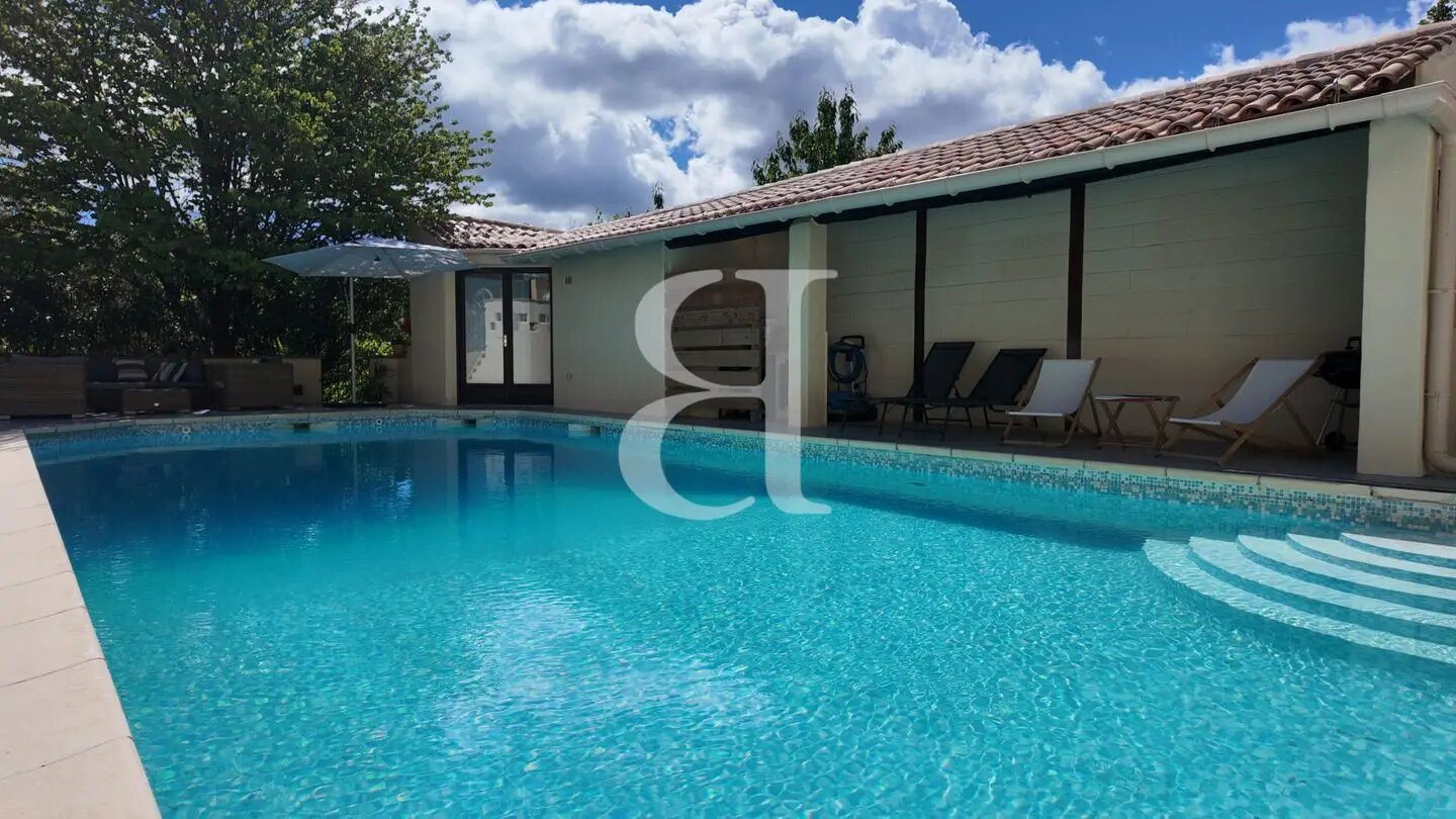 Maison à vendre, 170m², Mazan