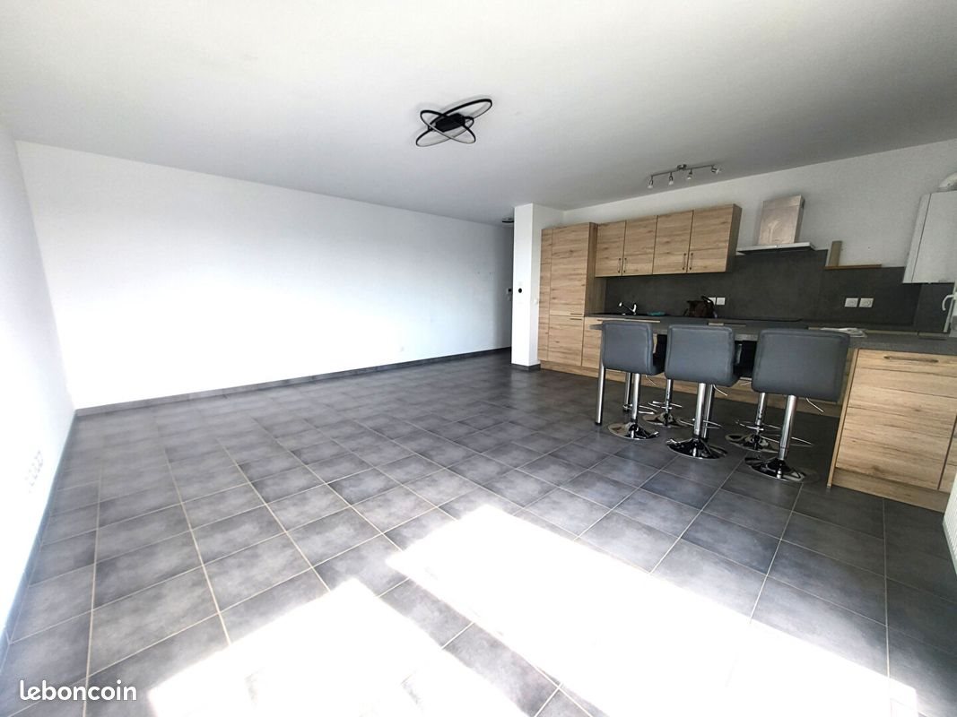 Appartement à louer, 65m², Guénange