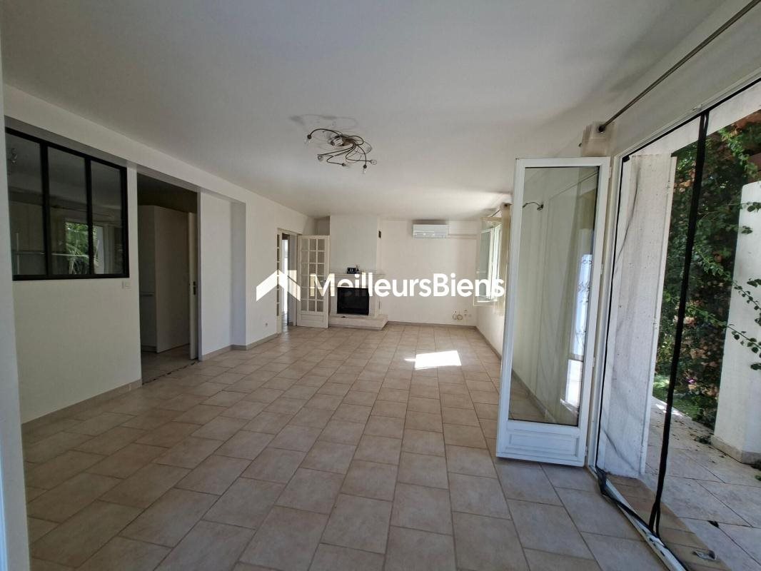 Maison à louer, 100m², Saint-Cyr-sur-Mer