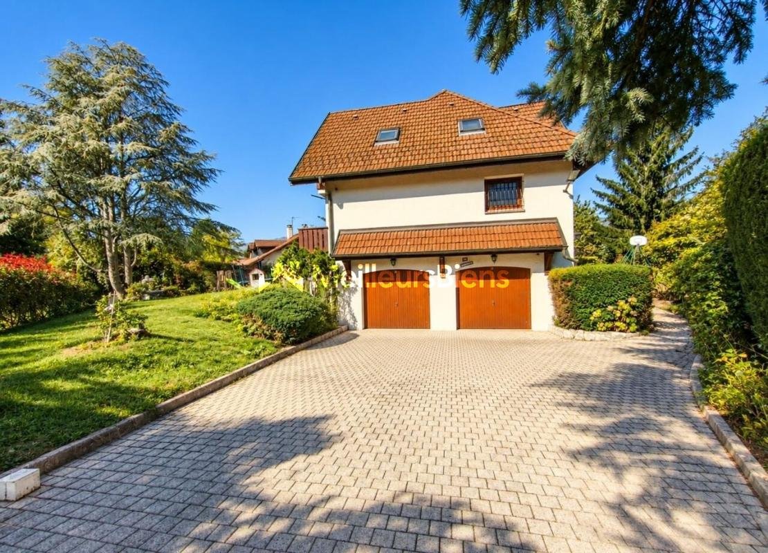 Maison à vendre, 181m², Ornex