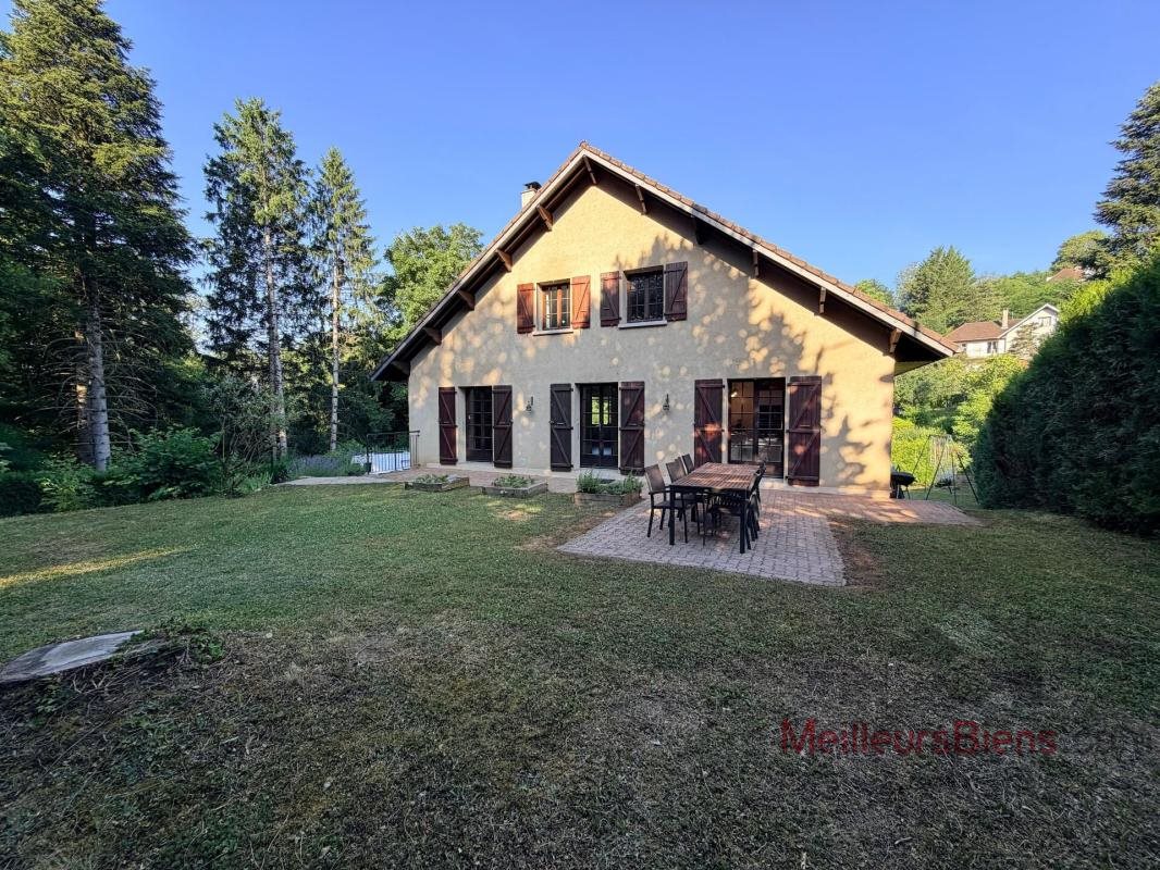 Maison à vendre, 154m², Lons-le-Saunier