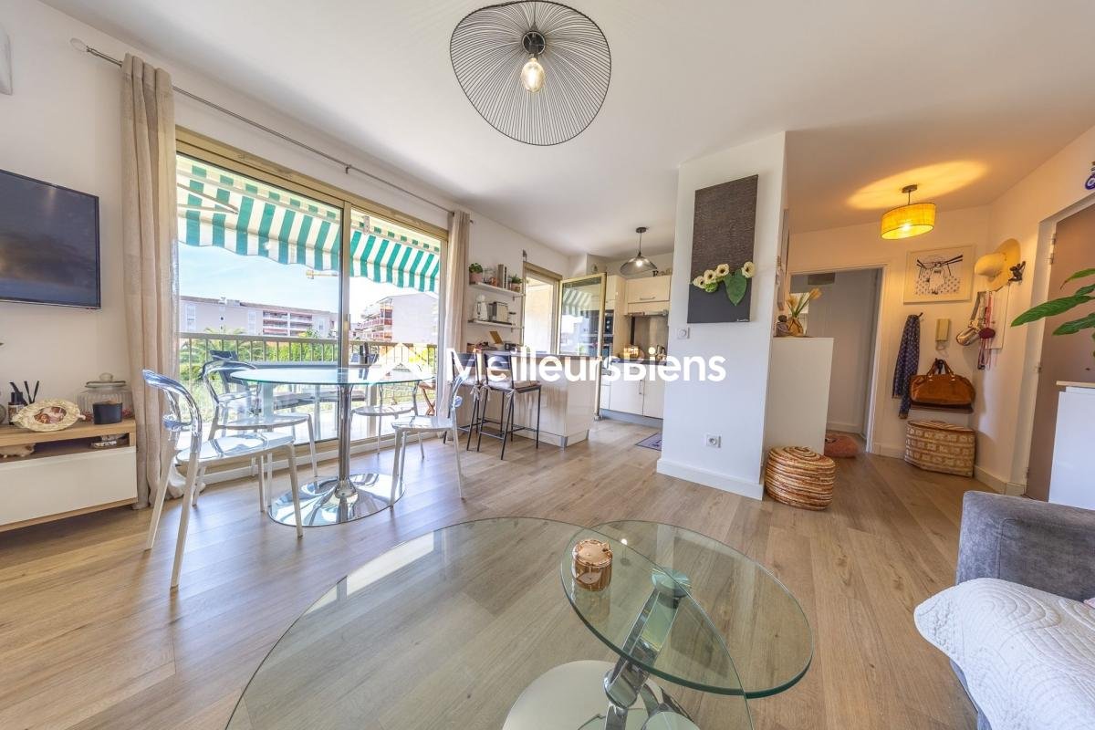 Maison à vendre, 42m², Saint-Raphaël