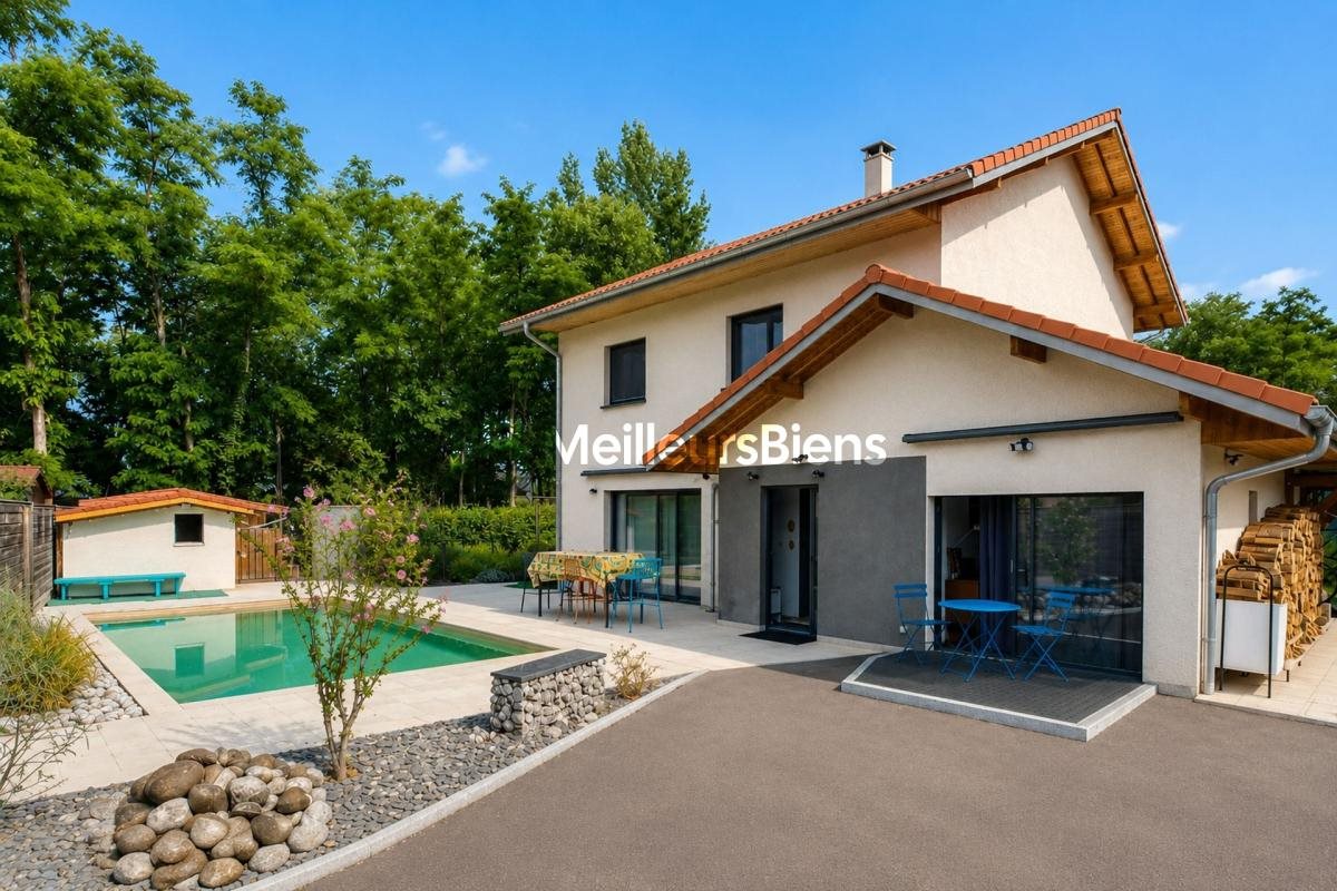 Maison à vendre, 151m², Amancy