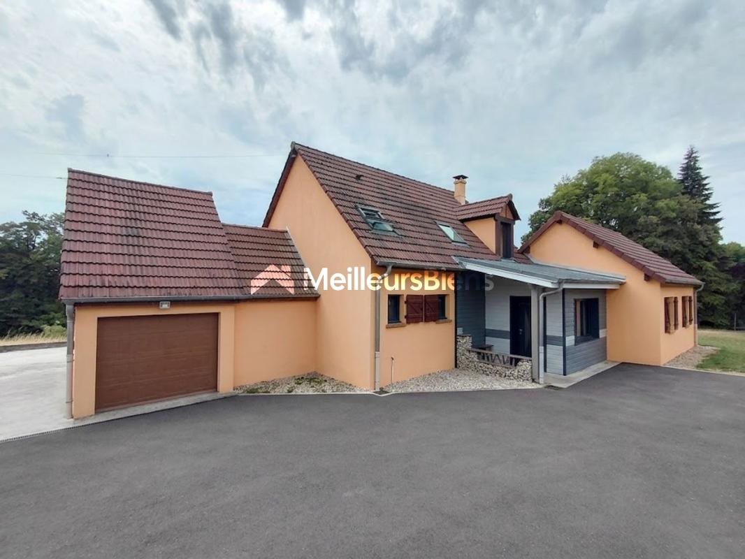 Maison à vendre, 139m², Montbozon