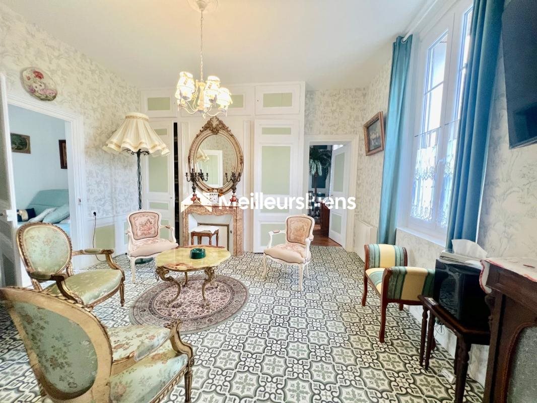 Maison à vendre, 247m², Grandcourt
