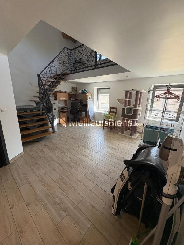 Maison à vendre, 200m², Sainte-Anne-sur-Gervonde