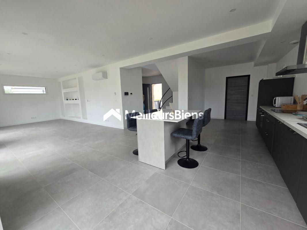 Maison à vendre, 127m², Collonges-et-Premières