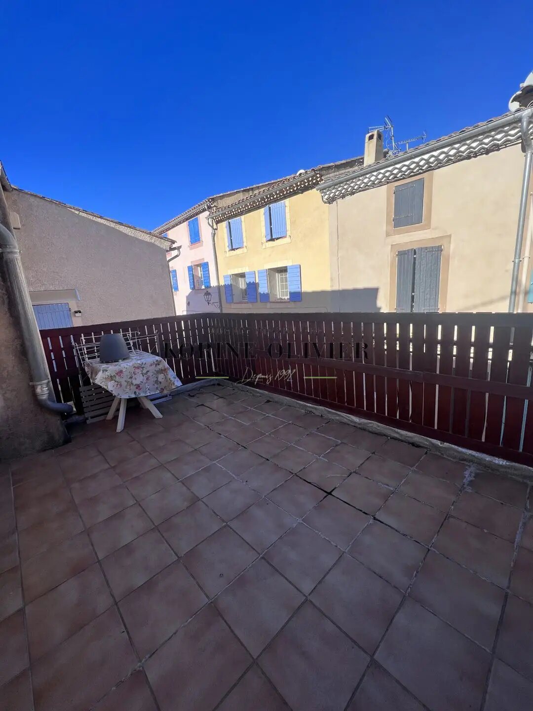 Maison à louer, 64m², Puyloubier