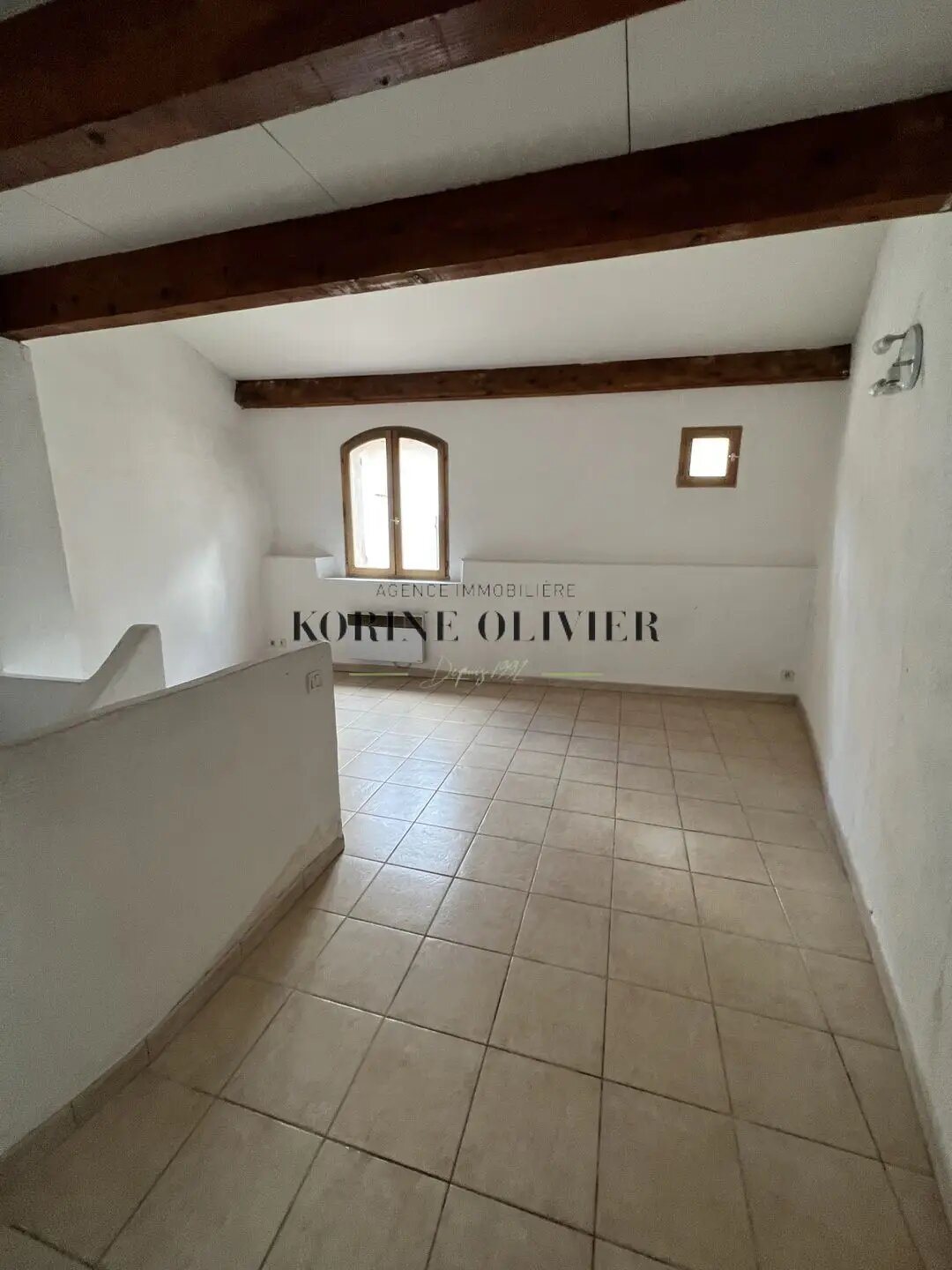 Appartement à louer, 51m², Peyrolles-en-Provence