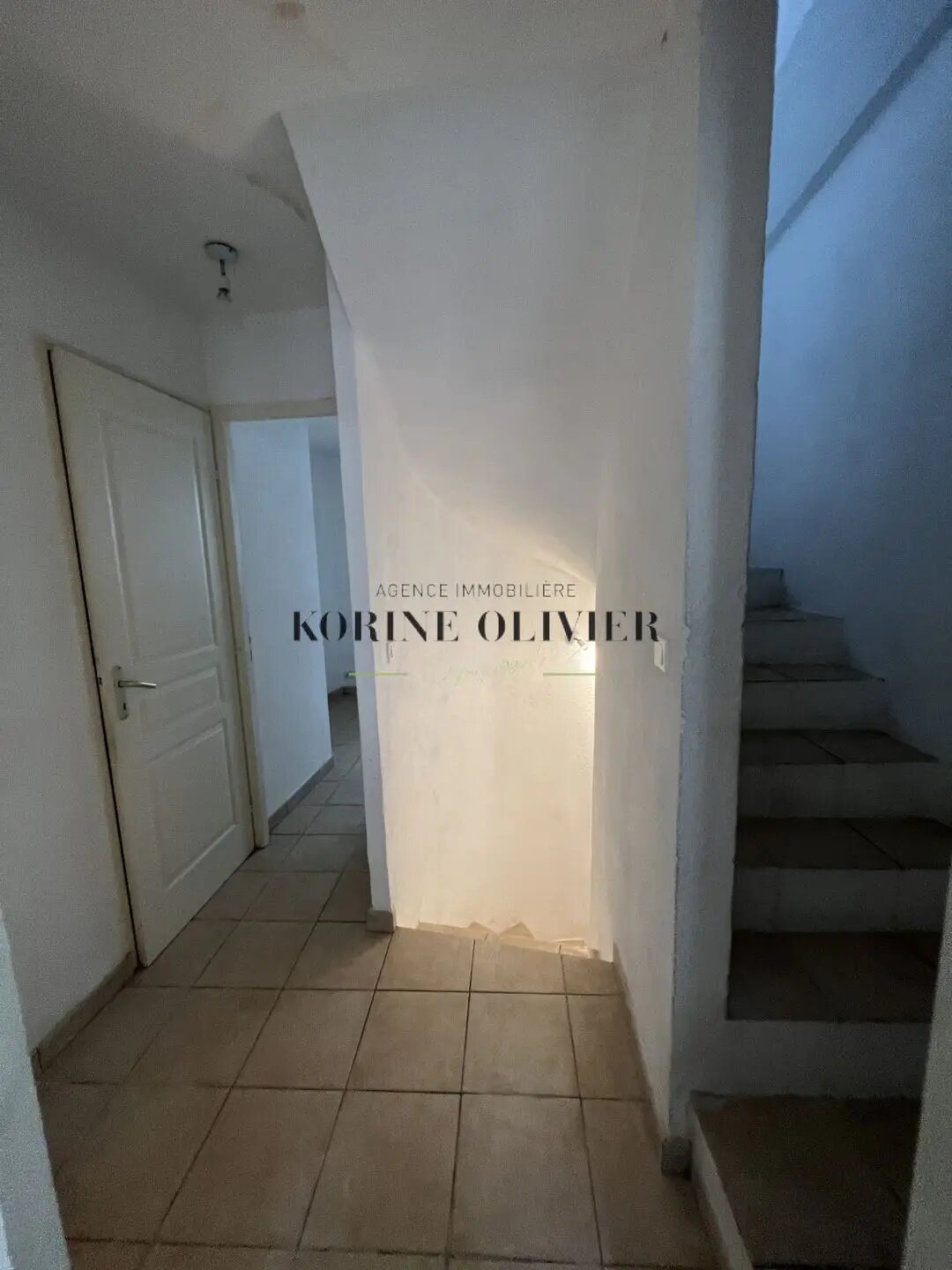 Appartement à louer, 51m², Peyrolles-en-Provence