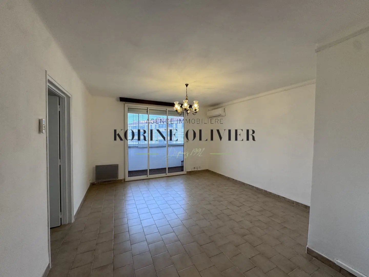 Appartement à louer, 68m², Peyrolles-en-Provence