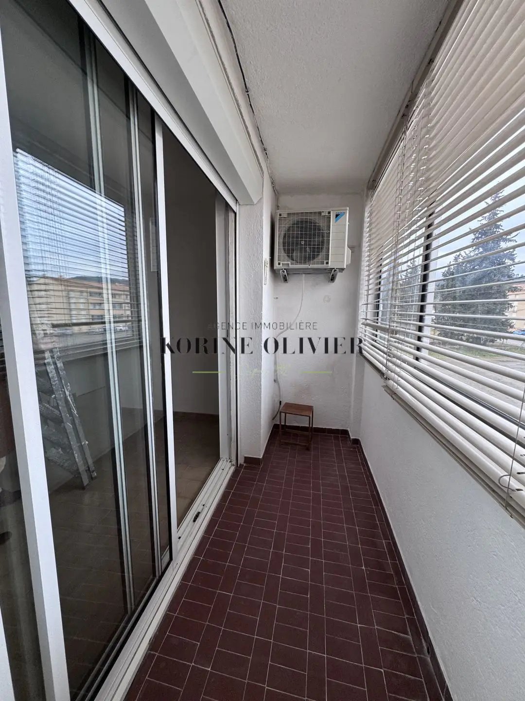 Appartement à louer, 68m², Peyrolles-en-Provence