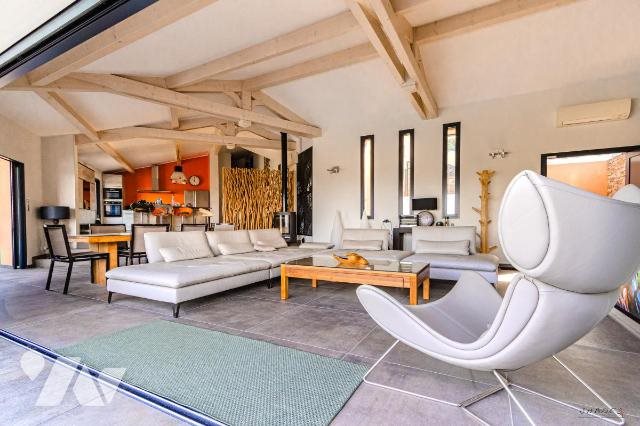 Maison à vendre, 284m², La Londe-les-Maures