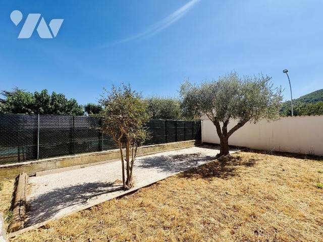 Maison à vendre, 116m², Cuers