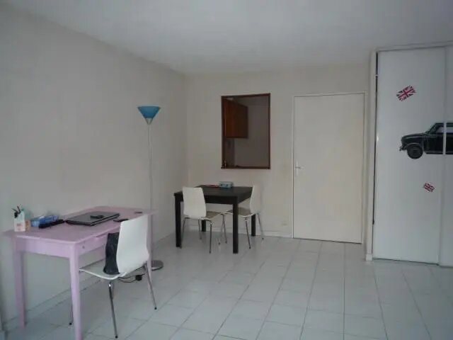 Appartement à louer, 32m², Marseille 8ème
