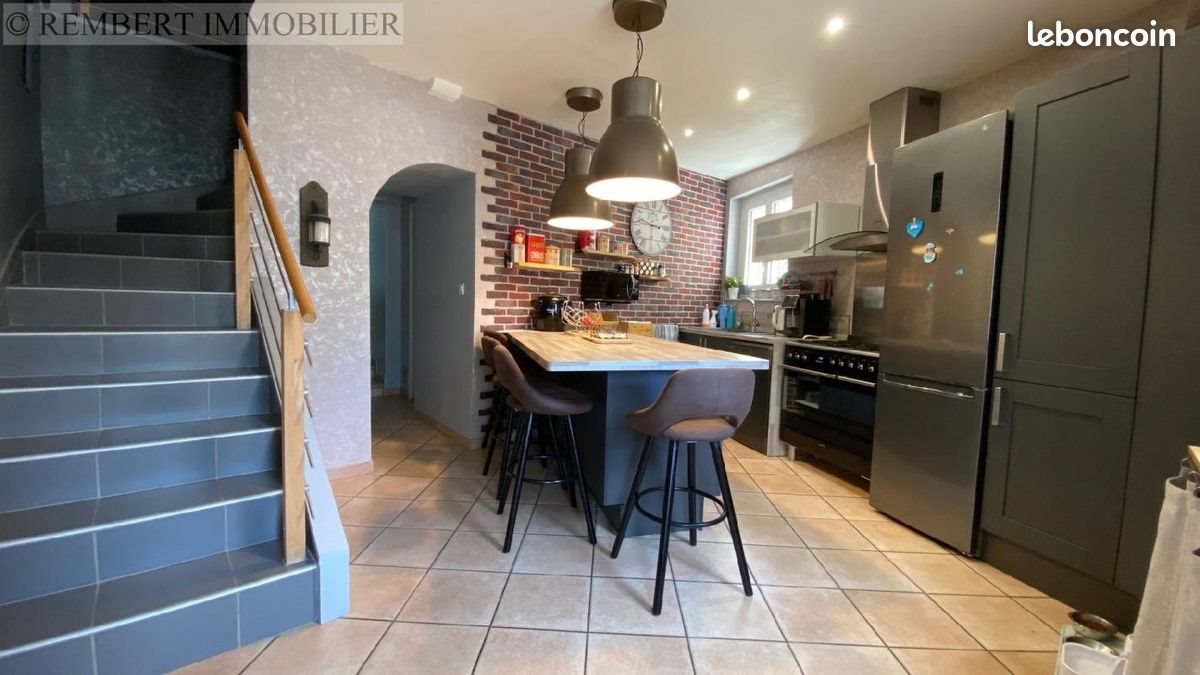 Maison à vendre, 135m², Creuzier-le-Neuf