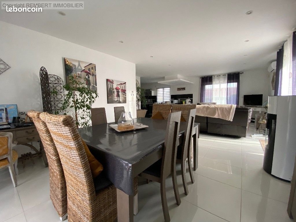 Maison à vendre, 130m², Creuzier-le-Vieux