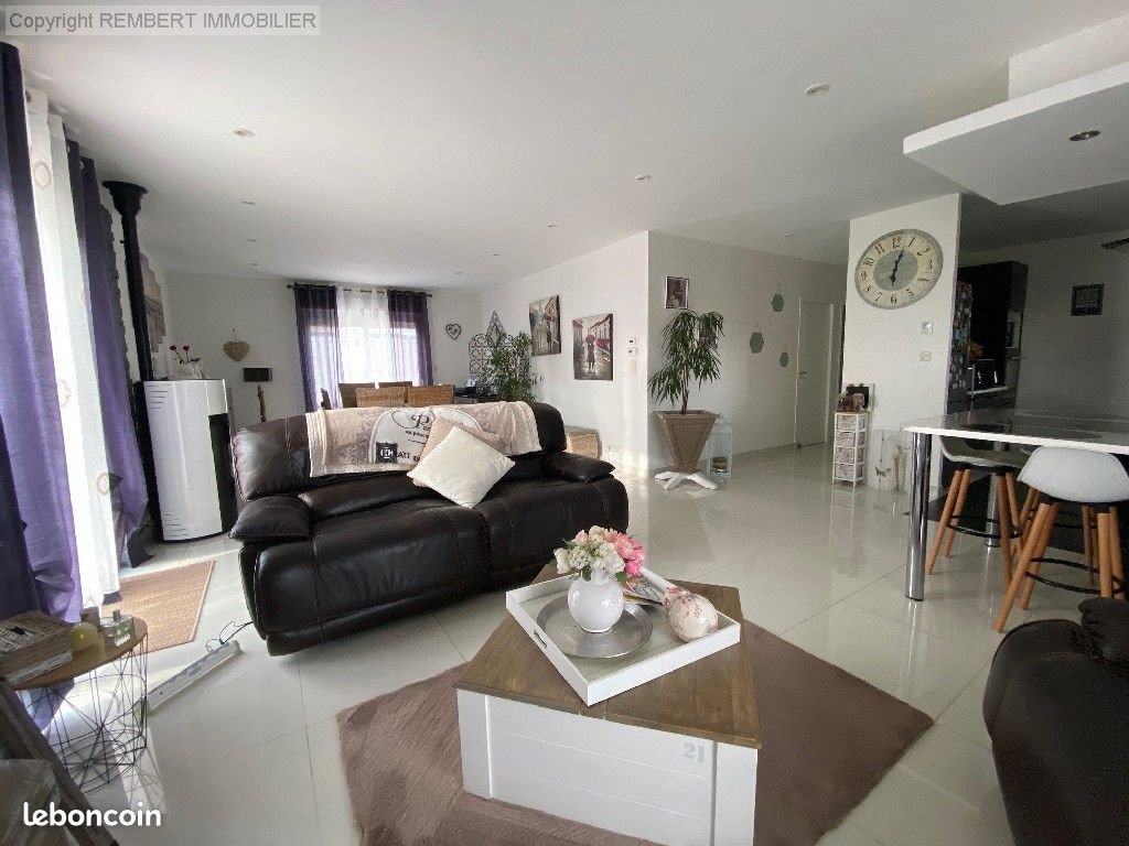 Maison à vendre, 130m², Creuzier-le-Vieux