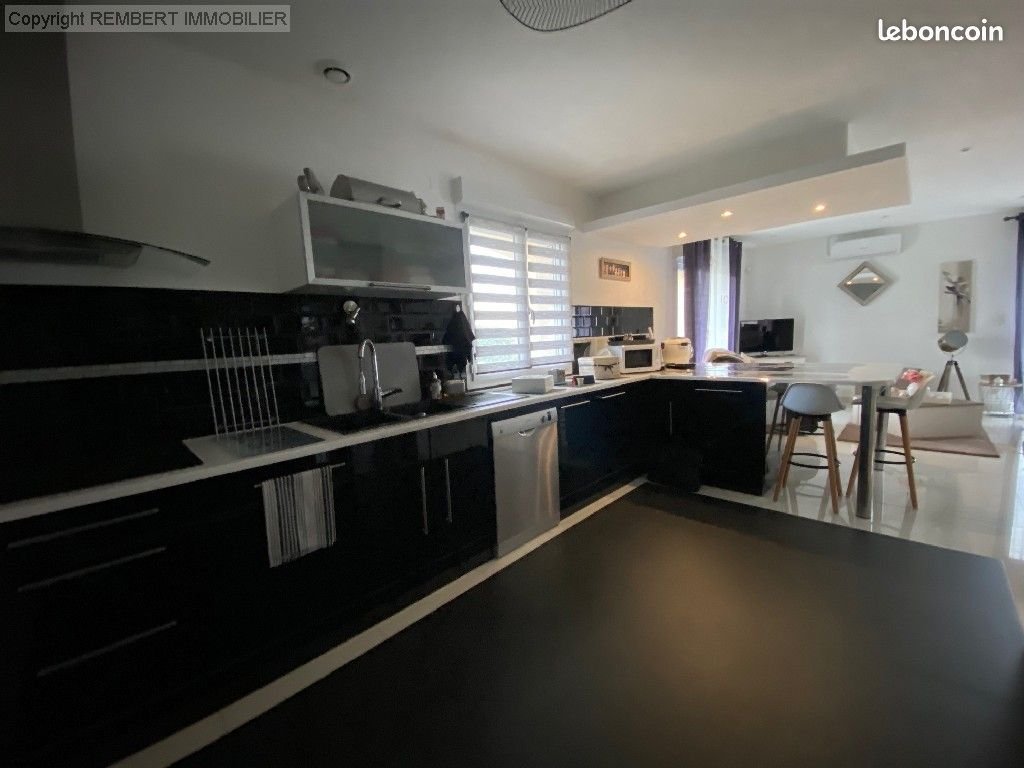 Maison à vendre, 130m², Creuzier-le-Vieux