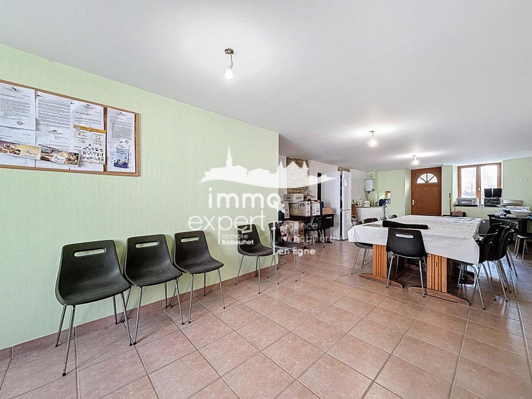Maison à vendre, 112m², Mirecourt